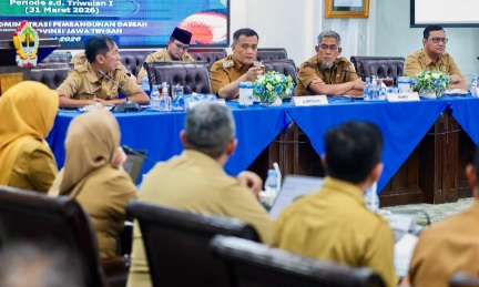 Gubernur Jateng Memimpin Rapat Koordinasi Pengendalian Operasional Kegiatan (POK) Triwulan I - 2026.